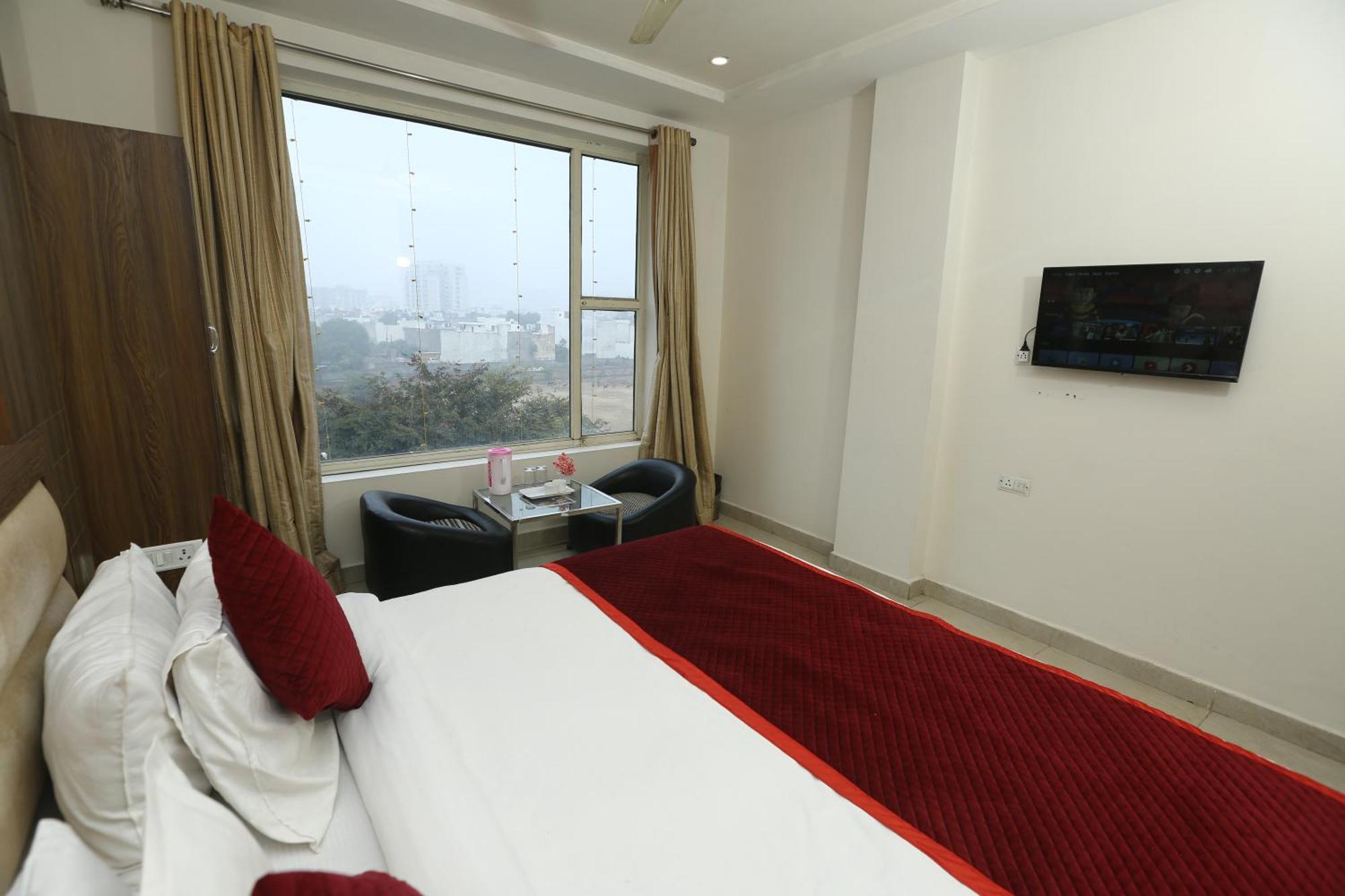 24 Hotel & Resort Agra  Luaran gambar